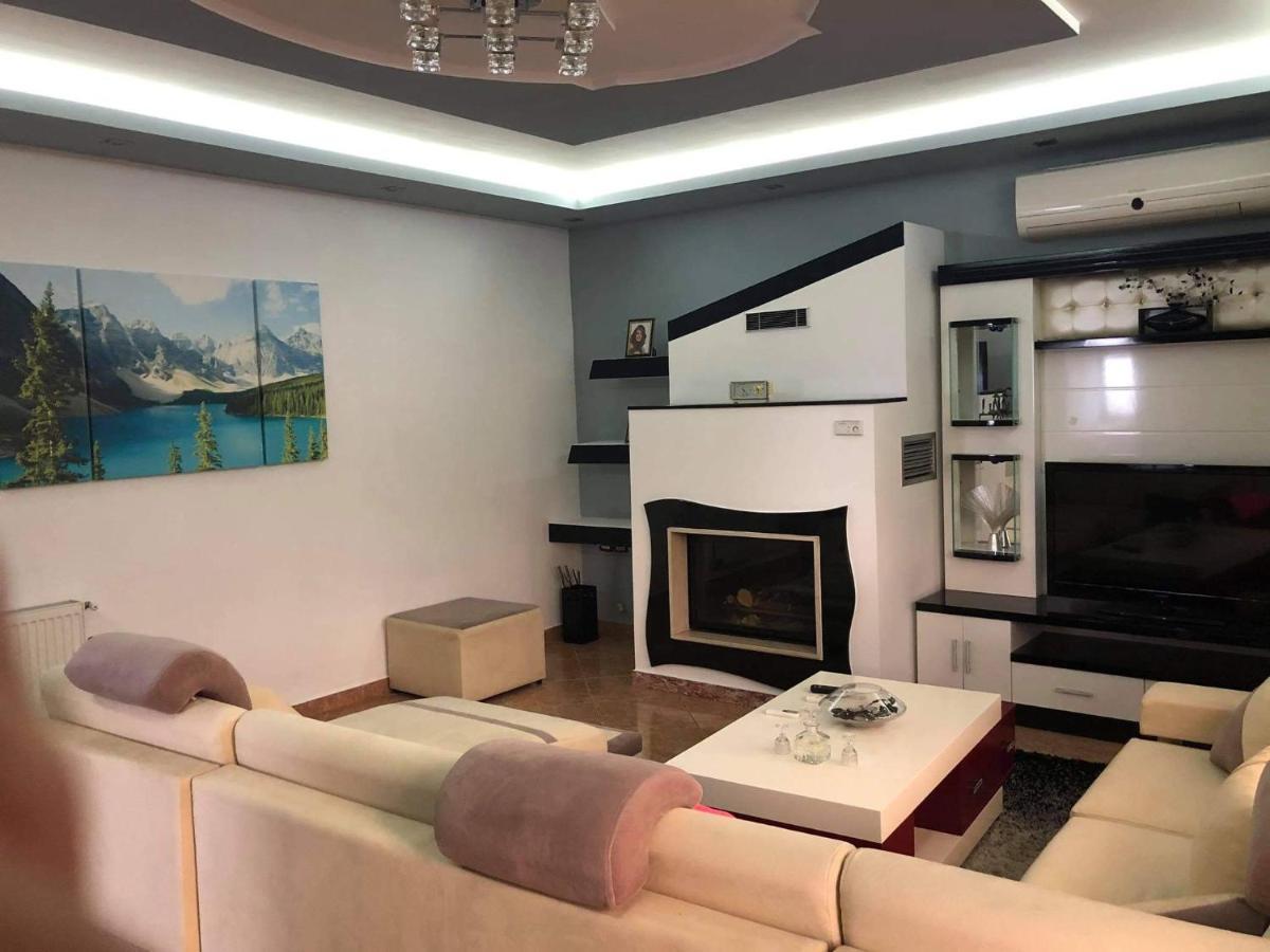 The Olive View Apartment By Ceni, Ελβασάν Εξωτερικό φωτογραφία